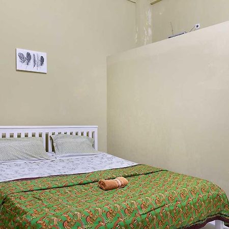 Onong'S Homestay & Cafe Tomohon Екстер'єр фото